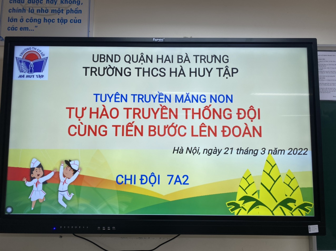 Chương trình Tuyên truyền măng non "Tự hào truyền thống Đội - Cùng tiến bước lên Đoàn"