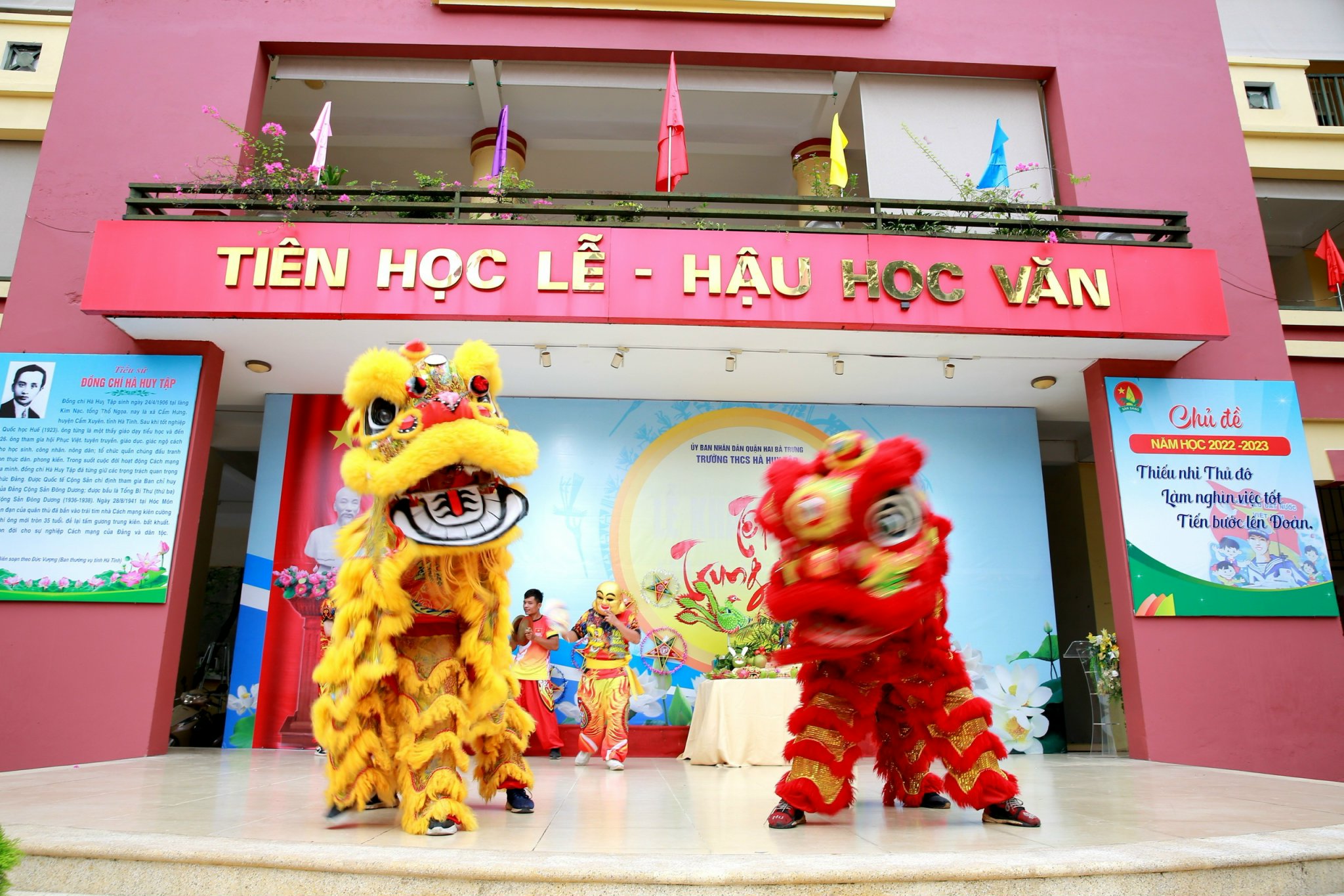 TRUNG THU CHO EM NĂM HỌC 2022 - 2023 CỦA TRƯỜNG THCS HÀ HUY TẬP