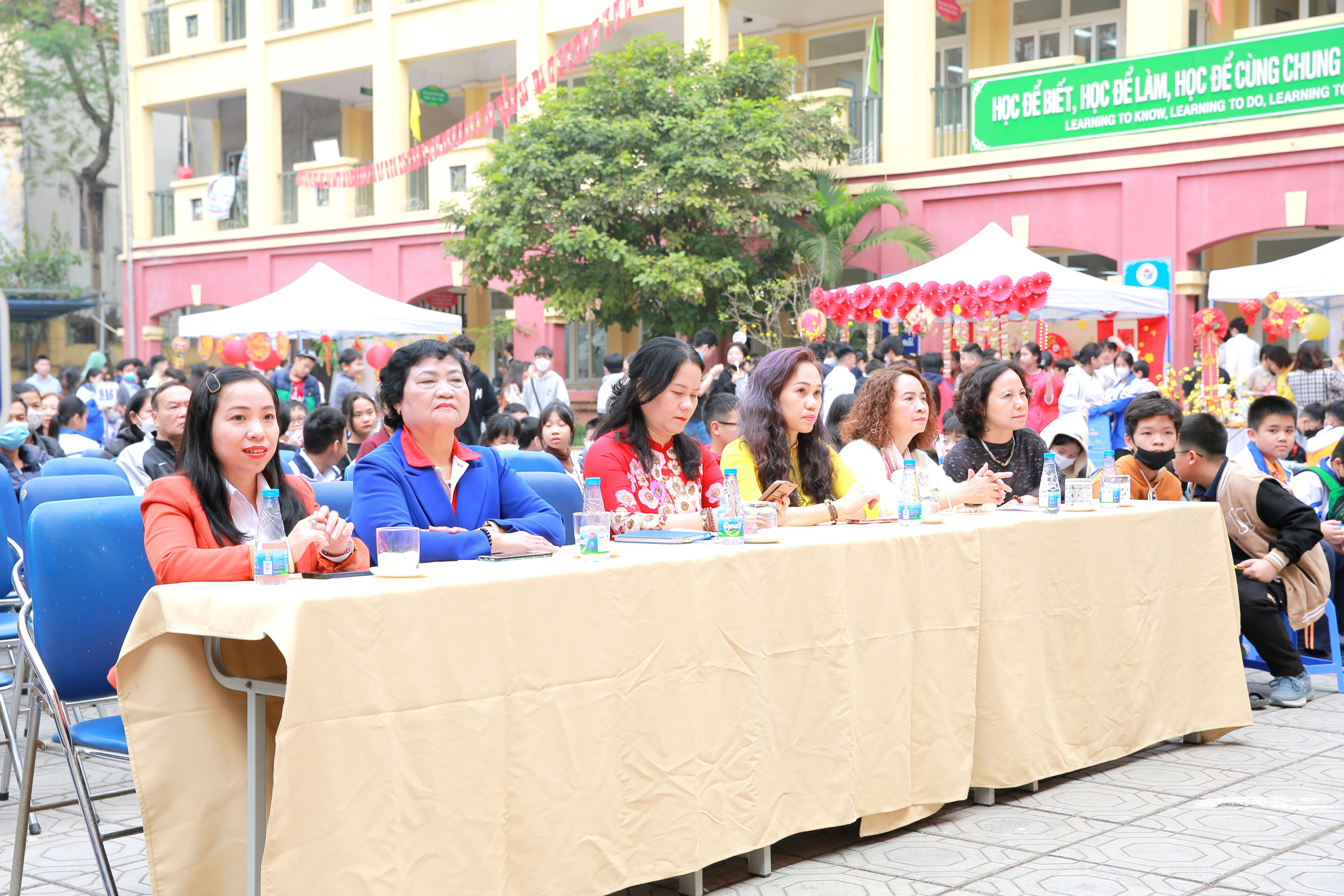 CHƯƠNG TRÌNH "XUÂN YÊU THƯƠNG" NĂM 2023 CỦA TRƯỜNG THCS HÀ HUY TẬP
